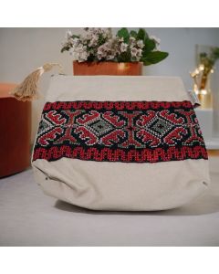 Handmade Makeup Bag with Red Embroidery - Beige - premium quality product. - شنتة مكياج مصنوعة يدوياً - بيج - منتج عالي الجودة.